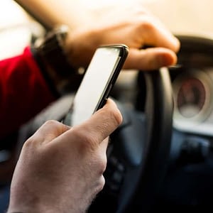 What You Should Know About Arizona’s New Texting and Driving Law